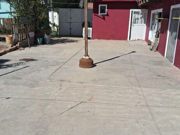 CASA EN VENTA EN SAN CAYETANO
