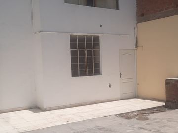 VENTA DE CASA EN LOS CIPRESES