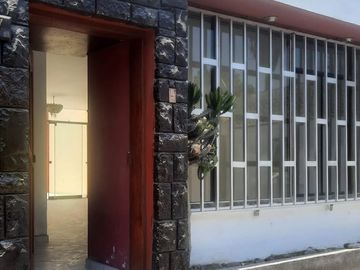 VENTA DE CASA EN LOS CIPRESES