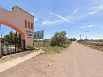 PROPIEDAD EN FRACCIONAMIENTO LOMAS DE ACATLAN