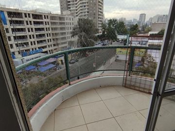 Hermoso departamento, AV. Sta. Rosa/ AV. Matta 5 Piso. Condominio Los Blindados.