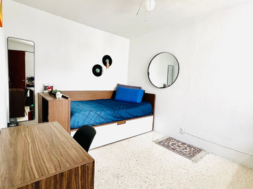 CASA EN VENTA JARDINES UNIVERSIDAD  ENTREGA INMEDIATA ! EXCELENTE UBICACION.
