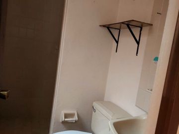 Residencia en Venta, tipo Colonial Mexicano, con excelentes acabados y amplios espacios