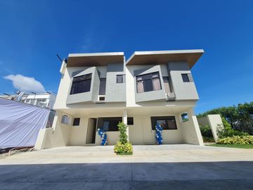 Affordable 2 car garage house and lot for sale in pantok binangonan rizal nice view overlooking cold breeze