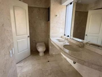 VENTA DE DEPARTAMENTO EN CAMACHO SURCO