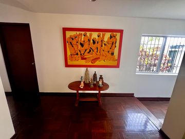 VENTA DE CASA EN LA EXCLUSIVA ZONA DEL SOL DE LA MOLINA III ETAPA