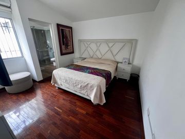 VENTA DE CASA EN LA EXCLUSIVA ZONA DEL SOL DE LA MOLINA III ETAPA