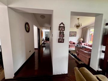VENTA DE CASA EN LA EXCLUSIVA ZONA DEL SOL DE LA MOLINA III ETAPA