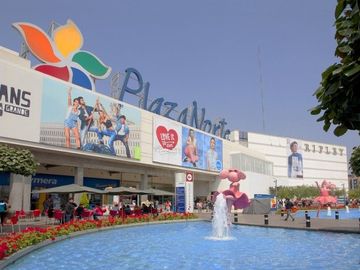 Venta De Casa Multifamiliar - 3 Pisos - Urb Cayran - SMP