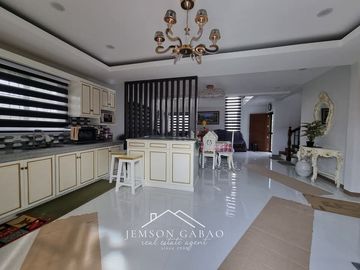 318 sqm Fully Furnished House and Lot in Tagaytay is for Sale