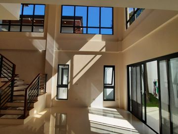 FOR SALE - Unfurnished Two Storey House with Attic in Vista Verde Executive Subd., Cainta, Rizal