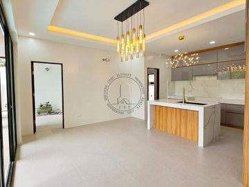 Luxurious Modern Home for Sale in Cebu Royal Estates, Consolacion, Cebu, Philippines