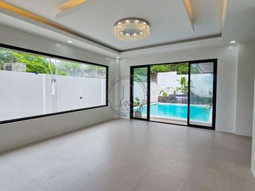 Luxurious Modern Home for Sale in Cebu Royal Estates, Consolacion, Cebu, Philippines