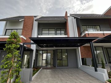 Rumah Dp. 10 juta di Kawasan hijau 300 ha Di Cibubur