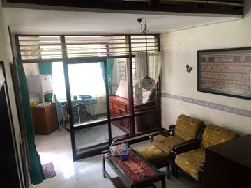 Dijual Rumah Tenggilis Mejoyo Selatan Surabaya Murah Strategis Dekat Ubaya Jemursari Kutisari Wonokromo MERR