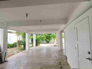 Fairview Village Talisay Cebu 316sqm House and Lot with 3 Carport and 5 Bedrooms