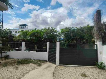 Fairview Village Talisay Cebu 316sqm House and Lot with 3 Carport and 5 Bedrooms