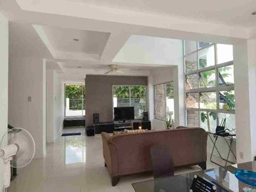 Fairview Village Talisay Cebu 316sqm House and Lot with 3 Carport and 5 Bedrooms