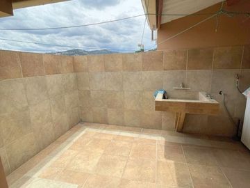 Villa nueva en venta 4 dormitorios, Condominio Privado – Camino viejo a Baños $139.000dlrs.