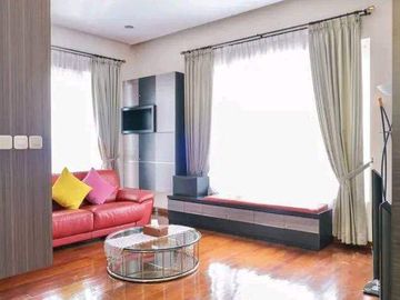 JUAL VILLA MEWAH VIEW MENAWAN DAN KOLAM RENANG DI RESORT DAGO PAKAR, BANDUNG UTARA