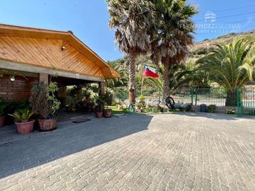 LLAYLLAY - SE VENDE PARCELA CON CASA Y GALPON