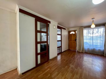 Venta Casa/ Parque San Fco/ Maipu