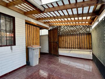 Venta Casa/ Parque San Fco/ Maipu