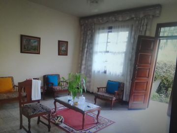 VENTA CASA DOS PLANTAS-OPCION DE LOCAL COMERCIAL