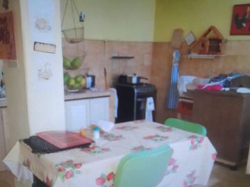 VENTA CASA DOS PLANTAS-OPCION DE LOCAL COMERCIAL