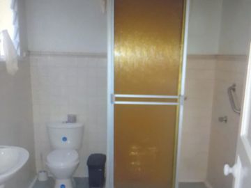 VENTA CASA DOS PLANTAS-OPCION DE LOCAL COMERCIAL