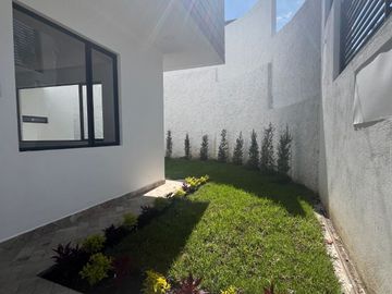 CASA ESQUINERA DE VENTA, Sector Río Amarillo C1466