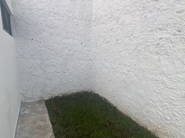 CASA ESQUINERA DE VENTA, Sector Río Amarillo C1466