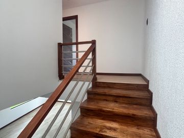 CASA ESQUINERA DE VENTA, Sector Río Amarillo C1466