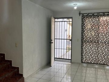 CASA EN COTO EN REAL DEL VALLE, TLAJOMULCO DE ZÚÑIGA.