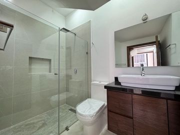 Casa nueva en coto, Valle Imperial, Zapopan