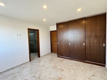Casa nueva en coto, Valle Imperial, Zapopan