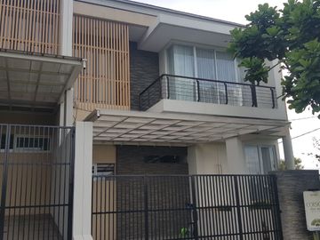 Rumah Di Cibubur dengan kualitas terbaik di Kawasan hijau 300 ha Dp.10 juta