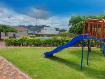 Venta Departamento en el Condado Vicolinci - Daule - Cerca al colegio Torremar - Puente La Joya- D252