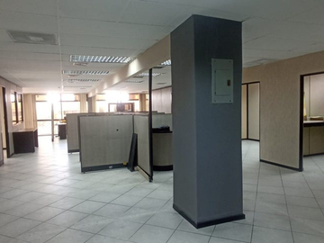 Oficinas en venta en la 9 de octubre, centro de guayaquil