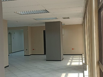 Oficinas en venta en la 9 de octubre, centro de guayaquil