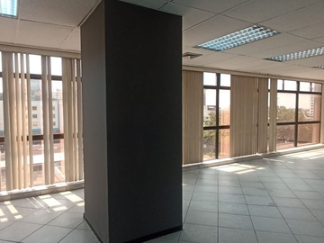 Oficinas en venta en la 9 de octubre, centro de guayaquil
