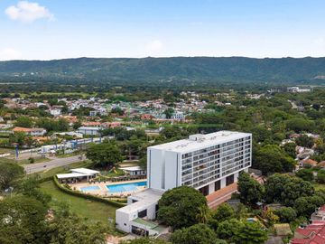 Vendemos hermoso apartamento en conjunto Club House enRicaurte Cundinamarca - Colombia.