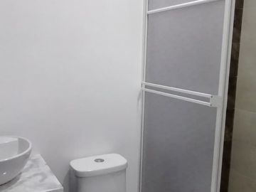 SE VENDE CASA EN URB LOS GIRASOLES
