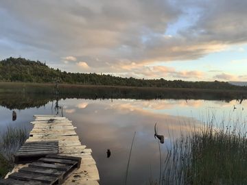 Oportunidad para los amantes de la pesca y deportes acuáticos, acceso directo al Río, muelle propio, agua (APR), luz