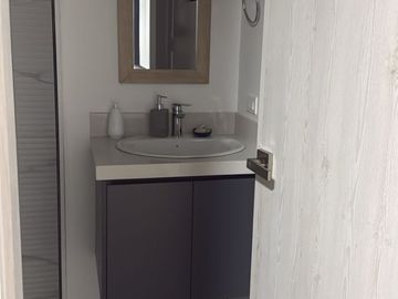 DEPARTAMENTO EN VENTA SECTOR EL BATAN ENTRE AV. 6 DE DICIEMBRE Y AV. ELOY ALFARO
