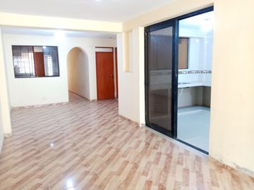 VENTA DE CASA DE DOS PISOS EN ESTRENO CON COCHERA – URB. COOVITIOMAR SANTA ROSA 🏖️✨
