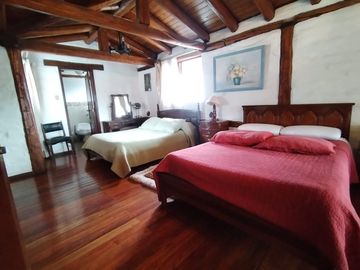 Se Vende Quinta en La Pampa - Mitad del Mundo, Colegio de la Liga, Quito Norte
