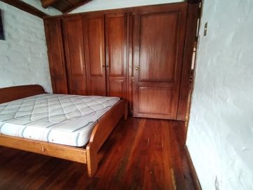 Se Vende Quinta en La Pampa - Mitad del Mundo, Colegio de la Liga, Quito Norte