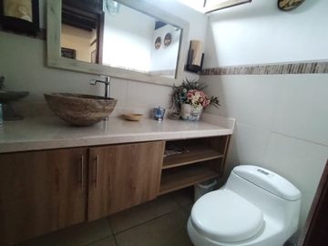 Se Vende Quinta en La Pampa - Mitad del Mundo, Colegio de la Liga, Quito Norte