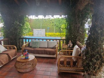 Se Vende Quinta en La Pampa - Mitad del Mundo, Colegio de la Liga, Quito Norte